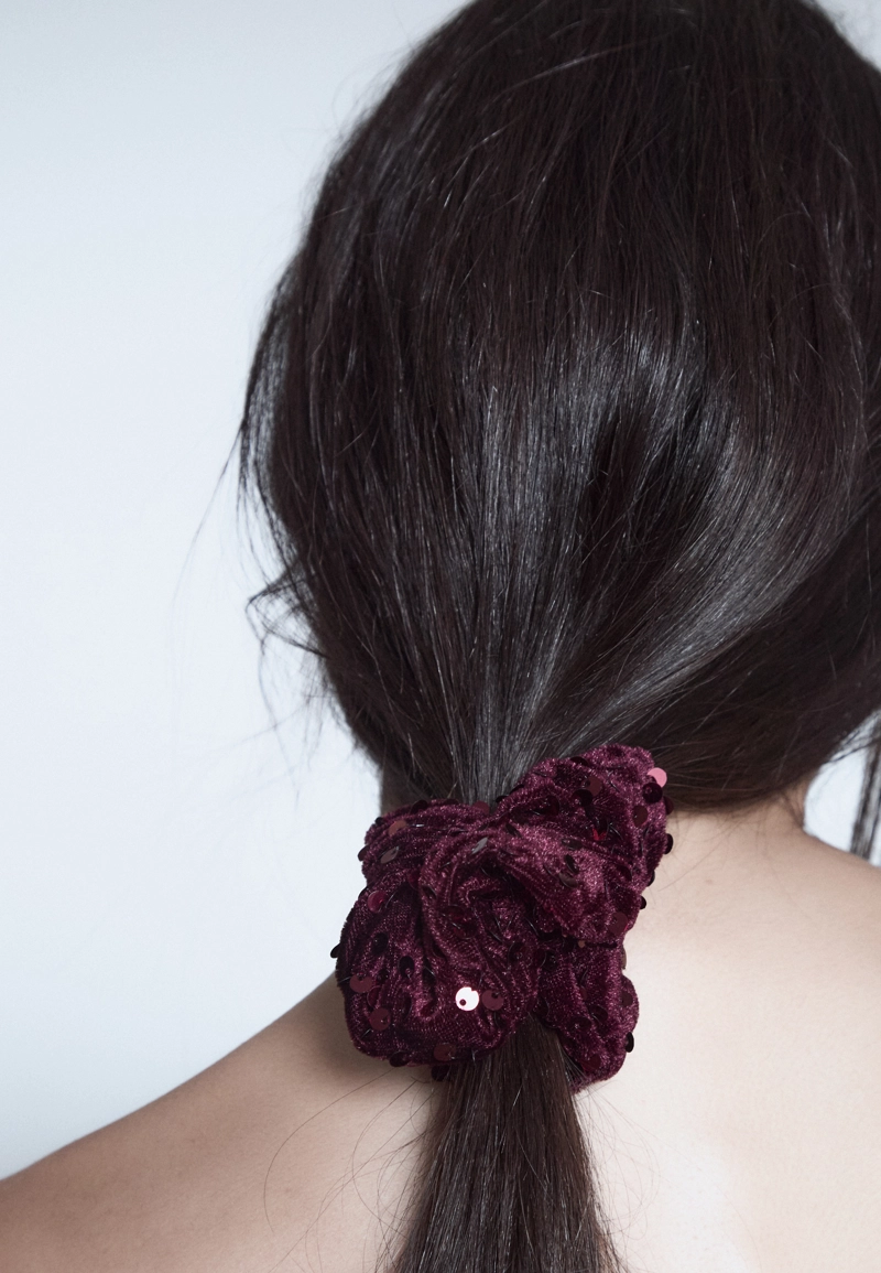 Набор из 2 резинок для волос из бархата с пайетками