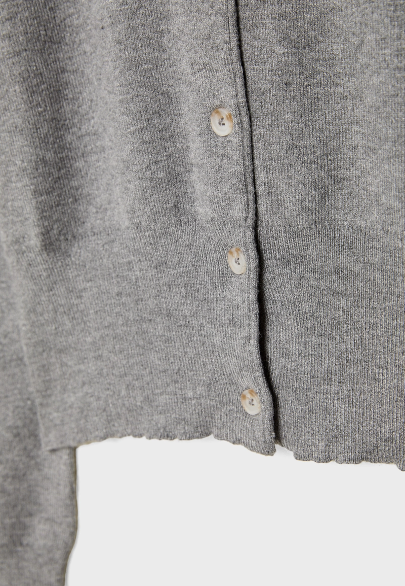 Трикотажный кардиган на пуговицах
