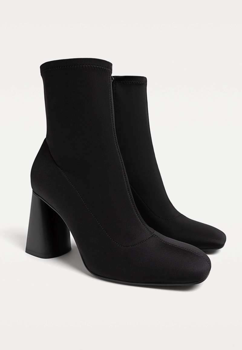 Ботильоны на каблуке из плотной синтетической ткани