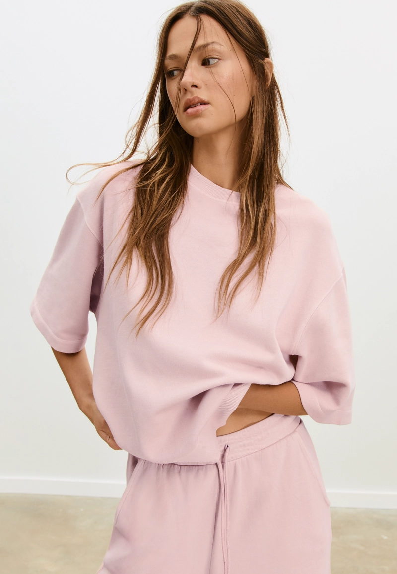 Толстовка с короткими рукавами с эффектом потертости