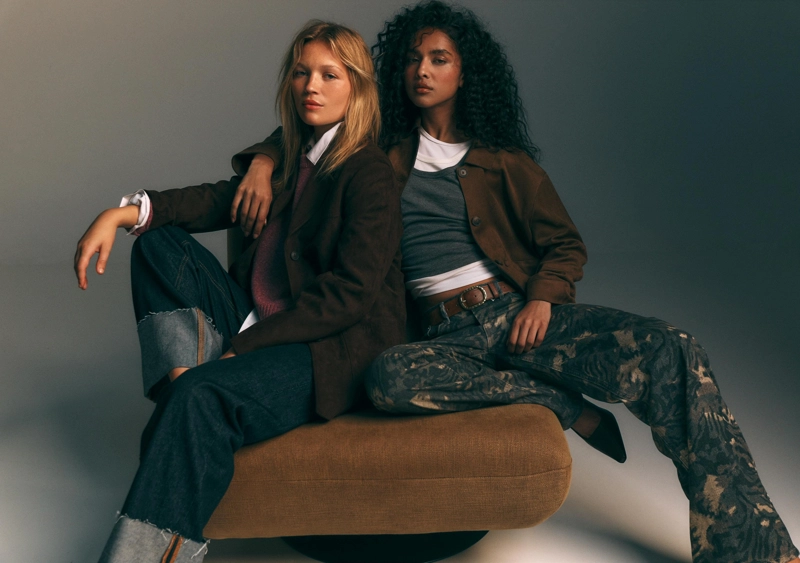 Широкие брюки с принтом и низкой посадкой