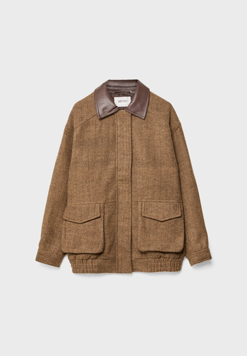 Куртка с карманами в елочку