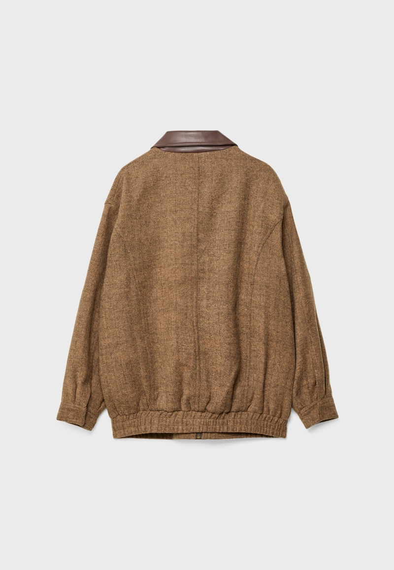 Куртка с карманами в елочку