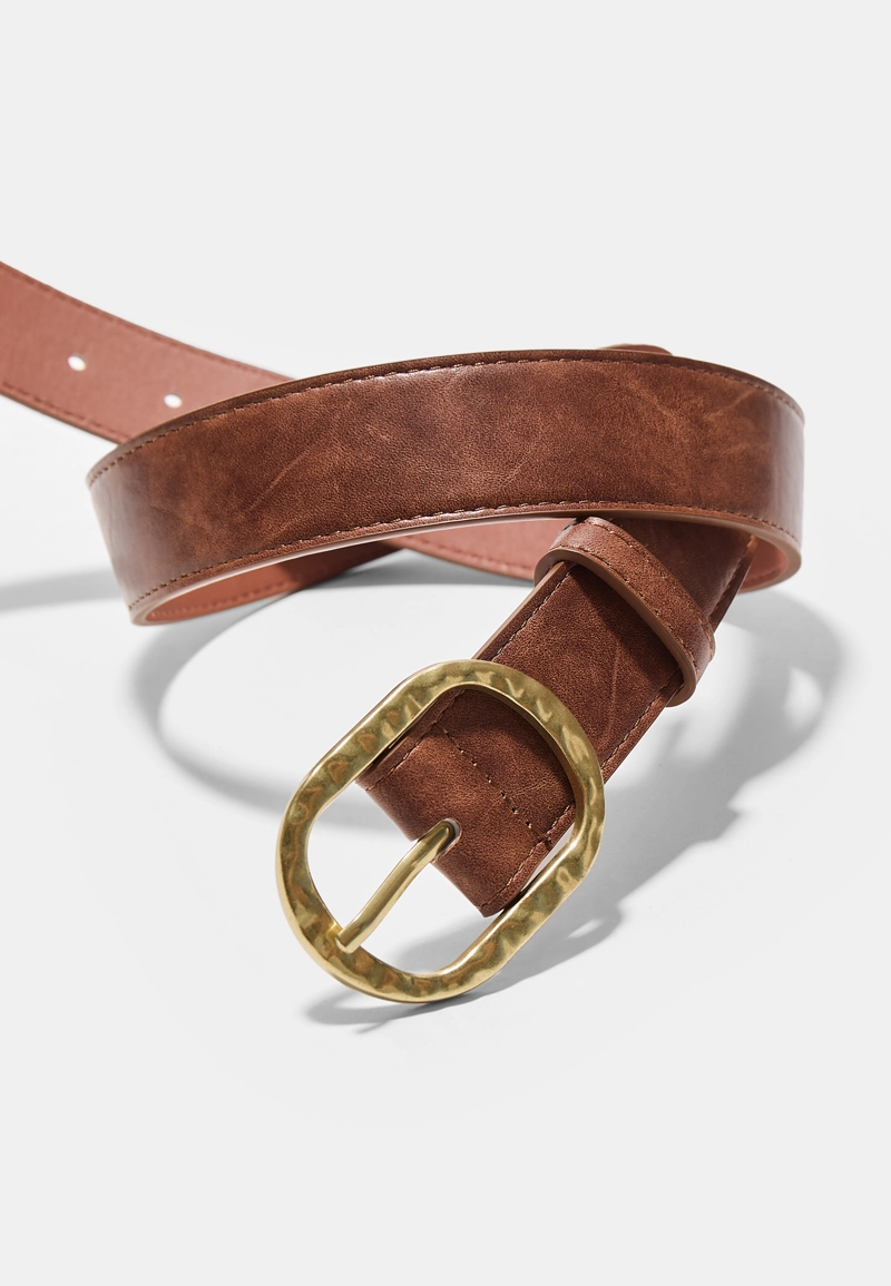 Базовый ремень с пряжкой