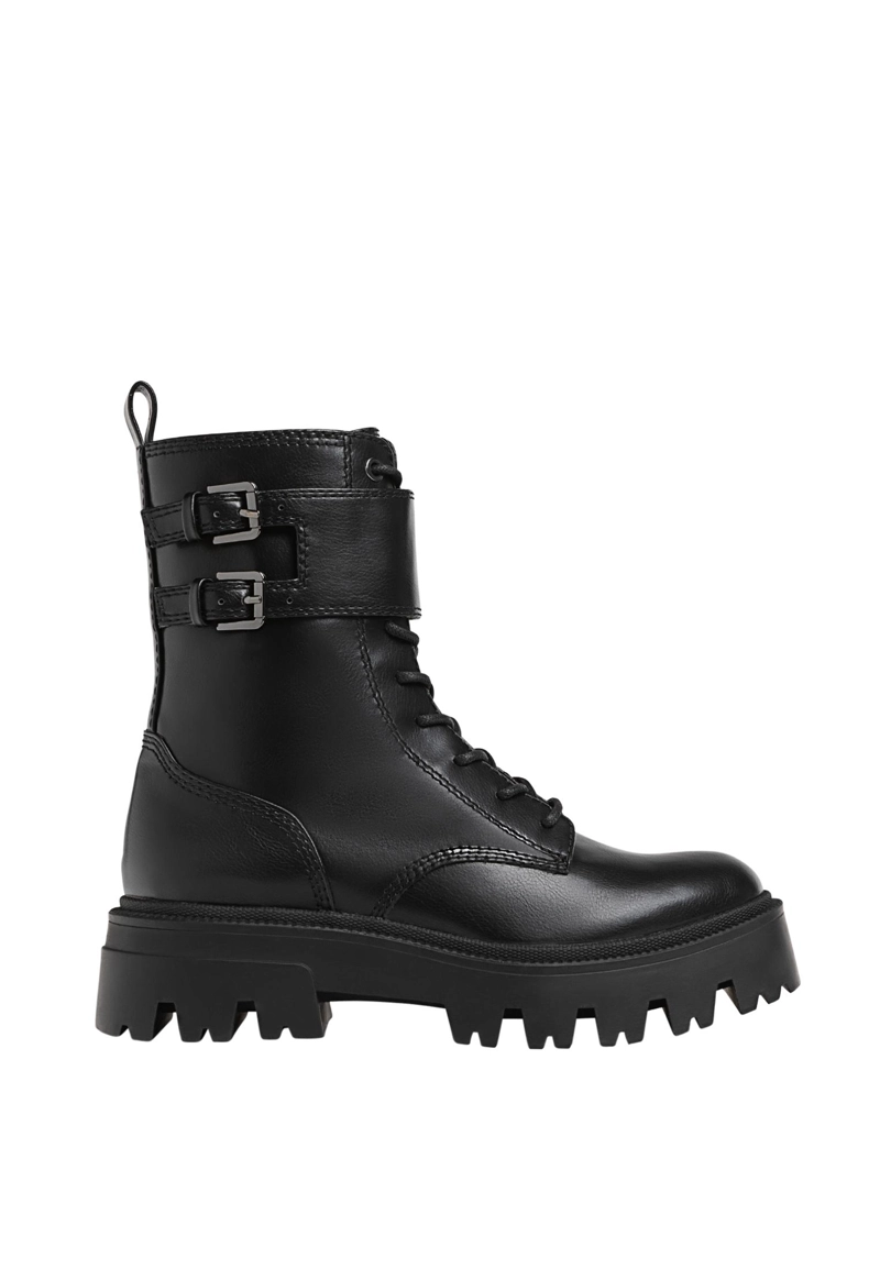 Плоские ботинки на шнуровке с пряжками