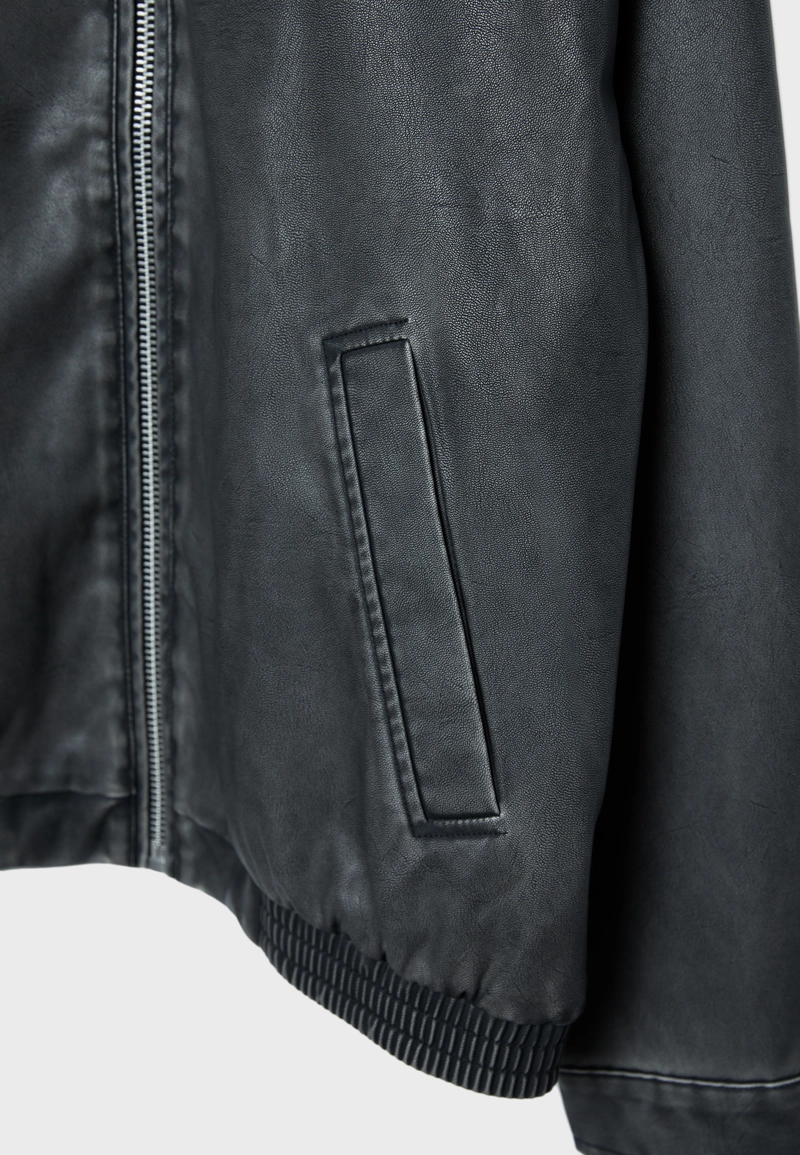 Куртка оверсайз из искусственной кожи