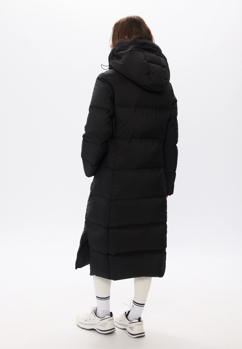 Длинное прямое стеганое пальто с пухом