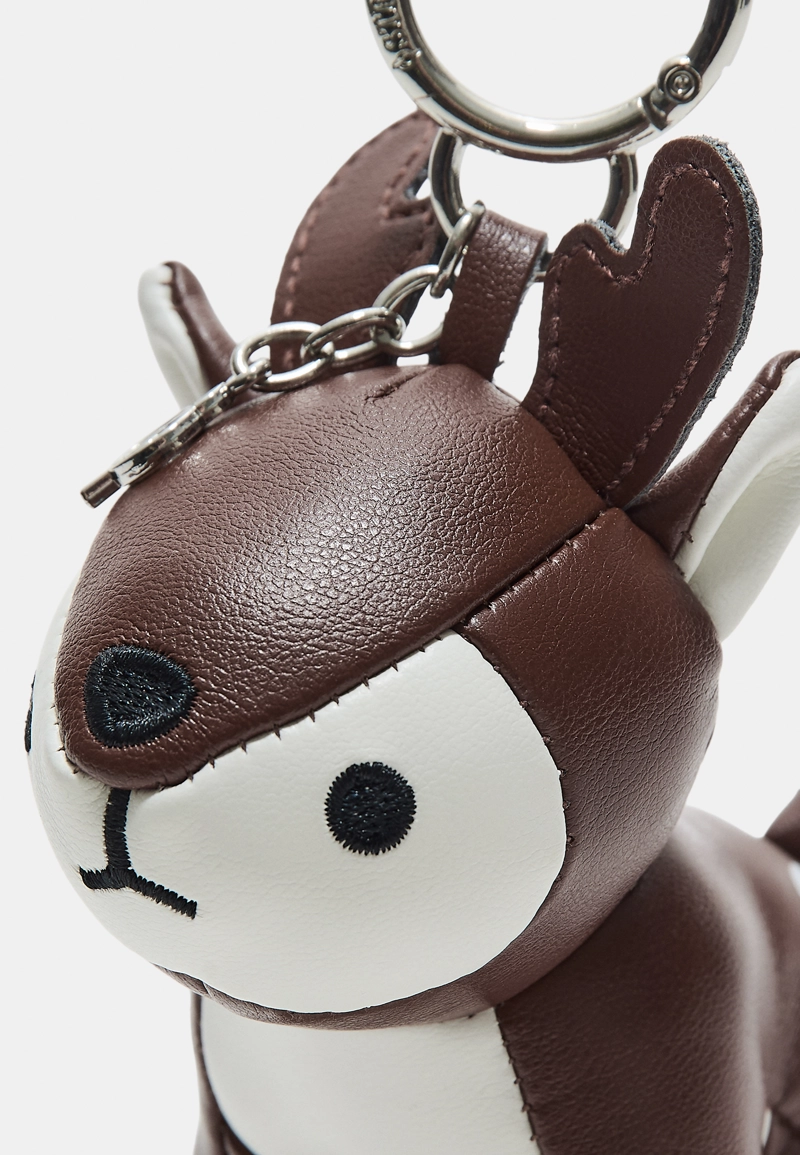 Брелок-подвеска с кожаным эффектом