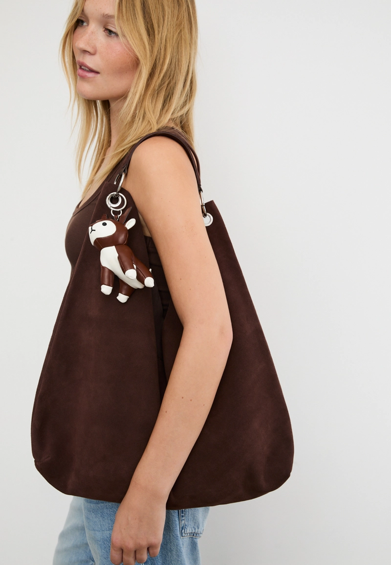 Брелок-подвеска с кожаным эффектом