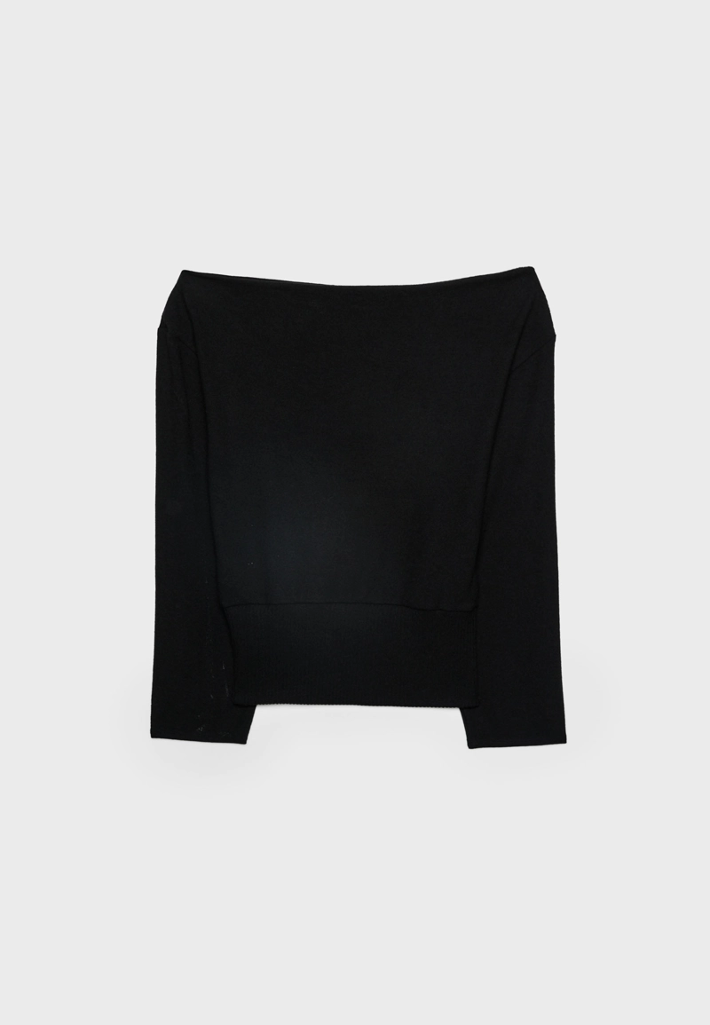 Трикотажная футболка с вырезом-лодочкой и поясом