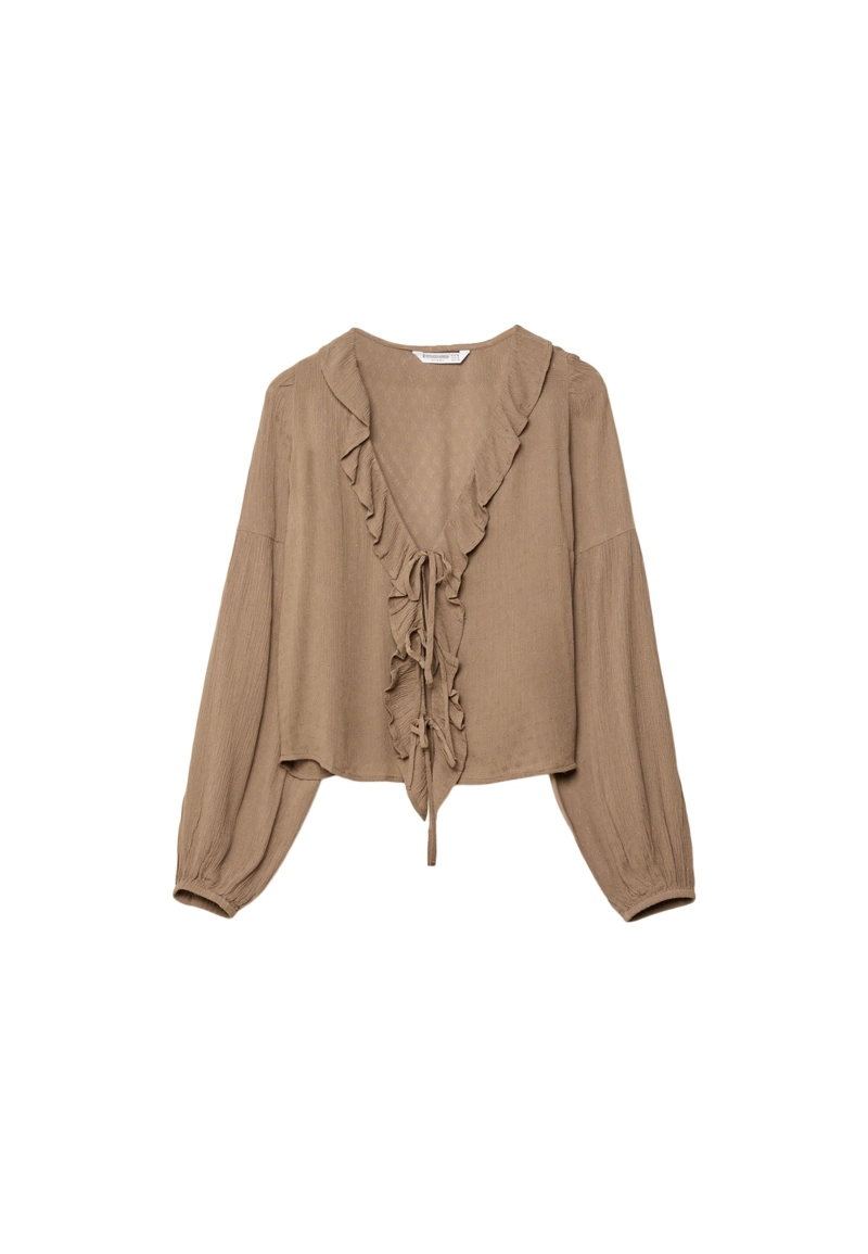 Блузка с воланами