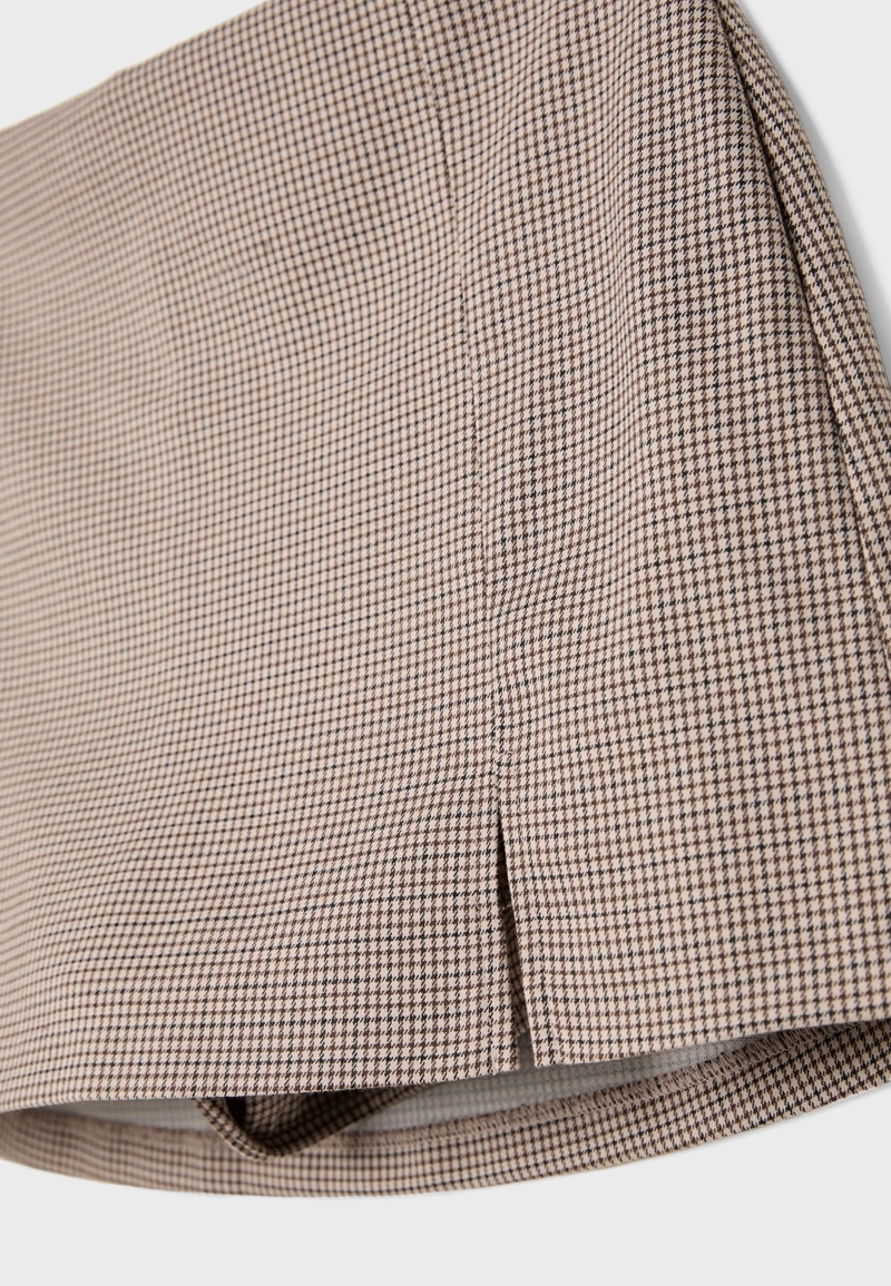 Юбка-шорты с принтом и разрезом сбоку