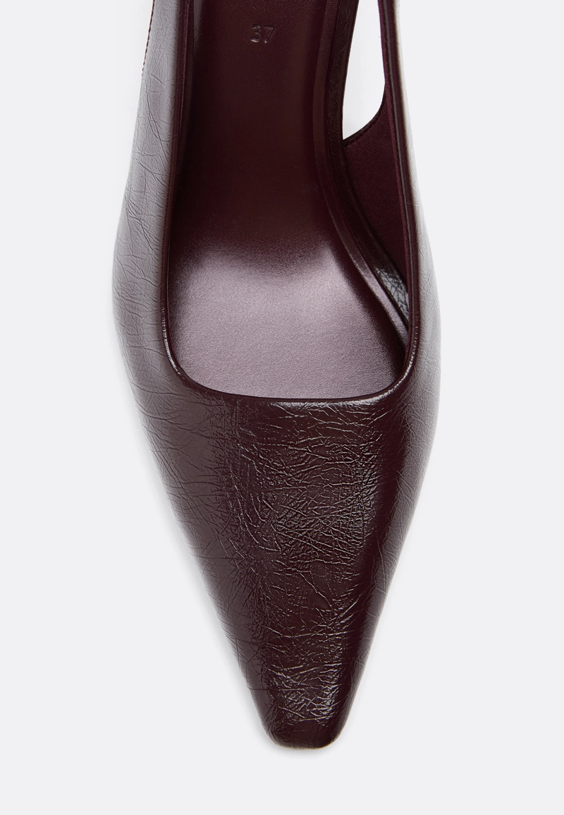 Туфли на высоком каблуке