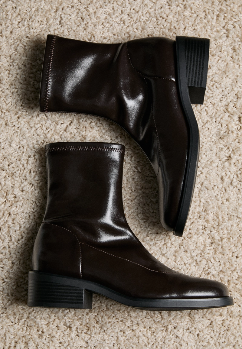 Туфли на толстом низком каблуке со стрейчем