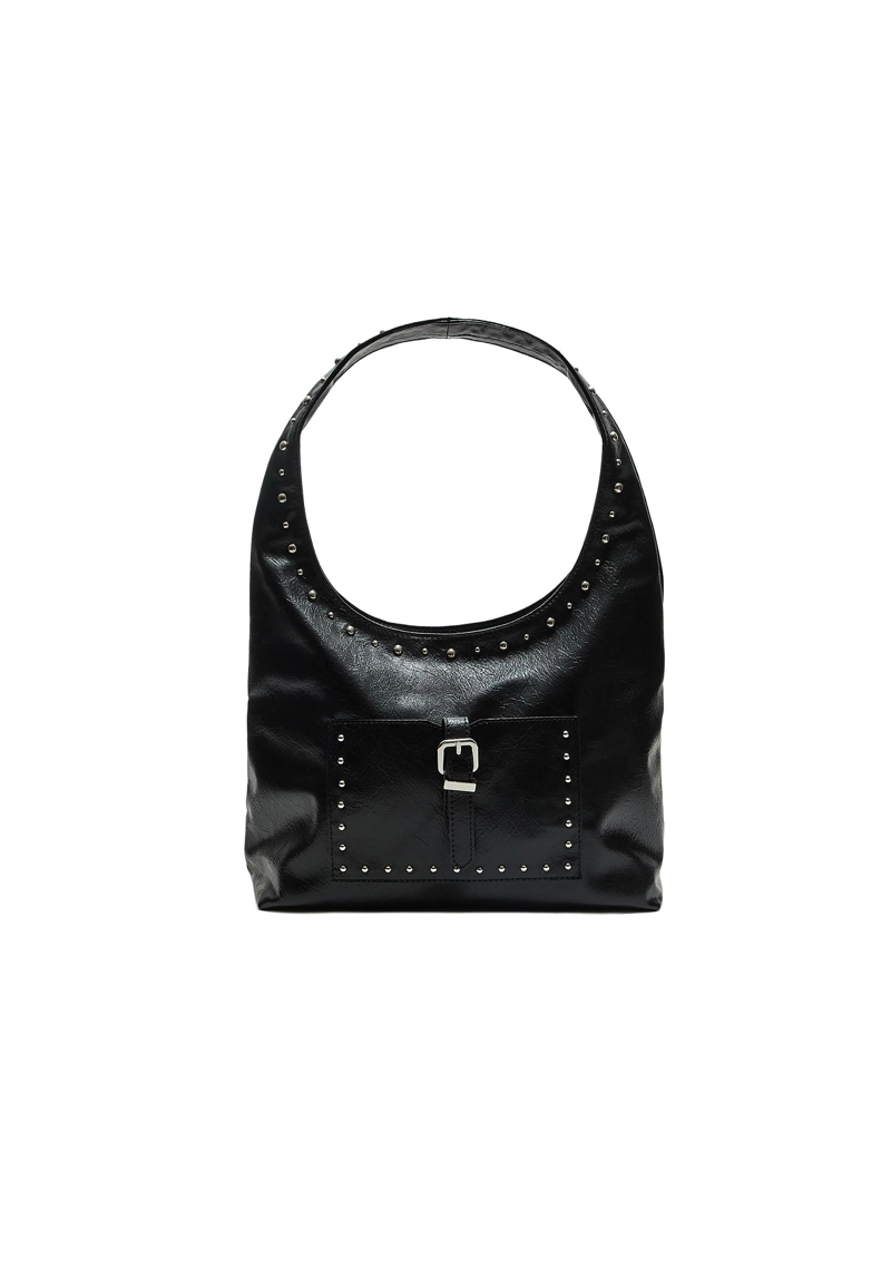 Сумка на плечо с заклепками