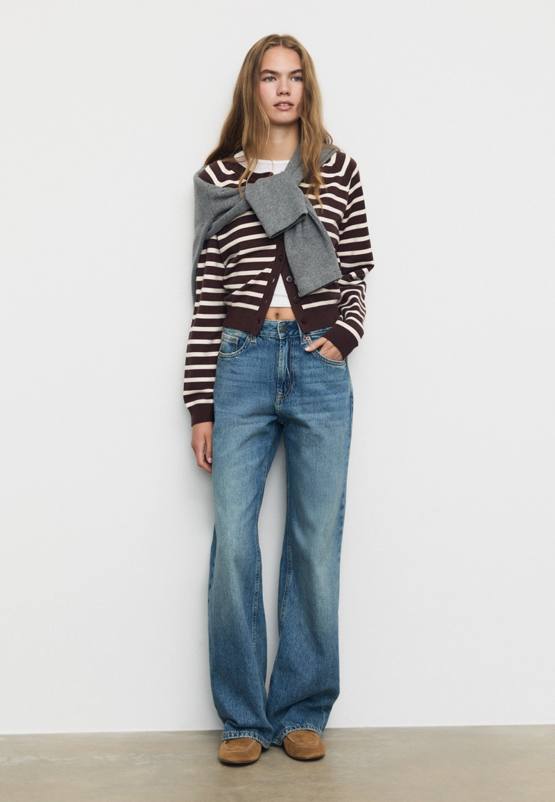 Джинсы прямого кроя