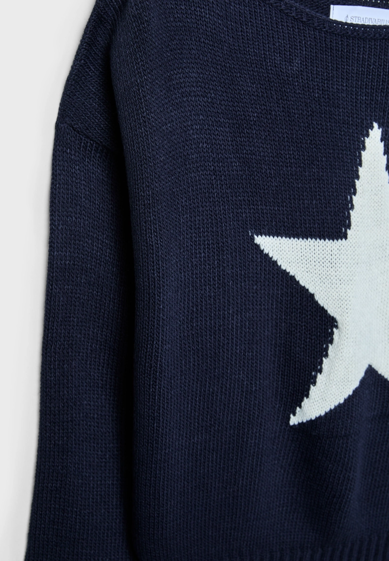 Асимметричный трикотажный джемпер со звездой