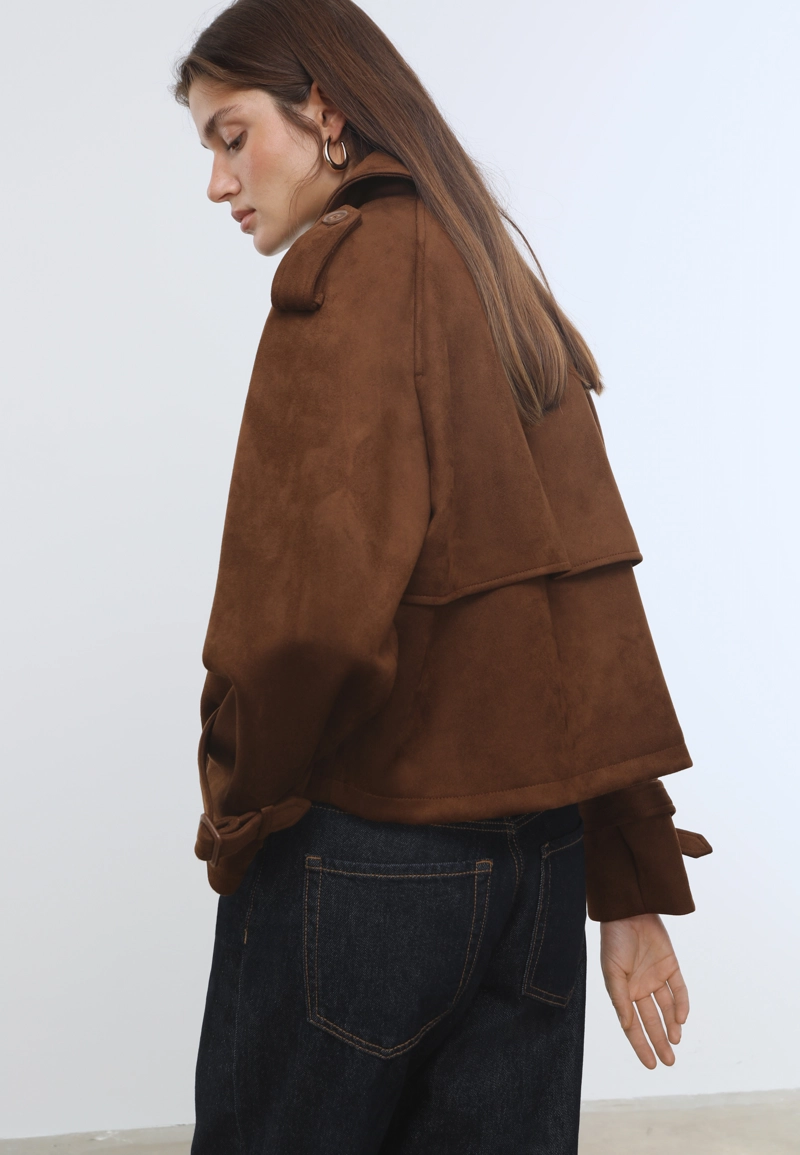 Укороченный тренч под искусственную замшу