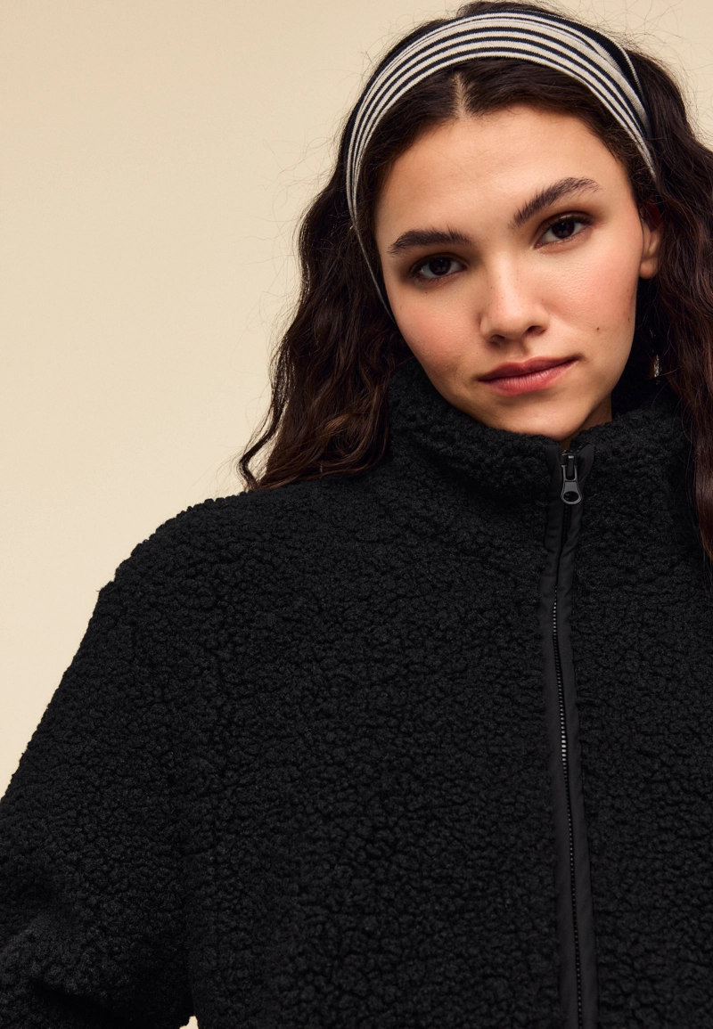 Куртка на молнии под искусственную овчину