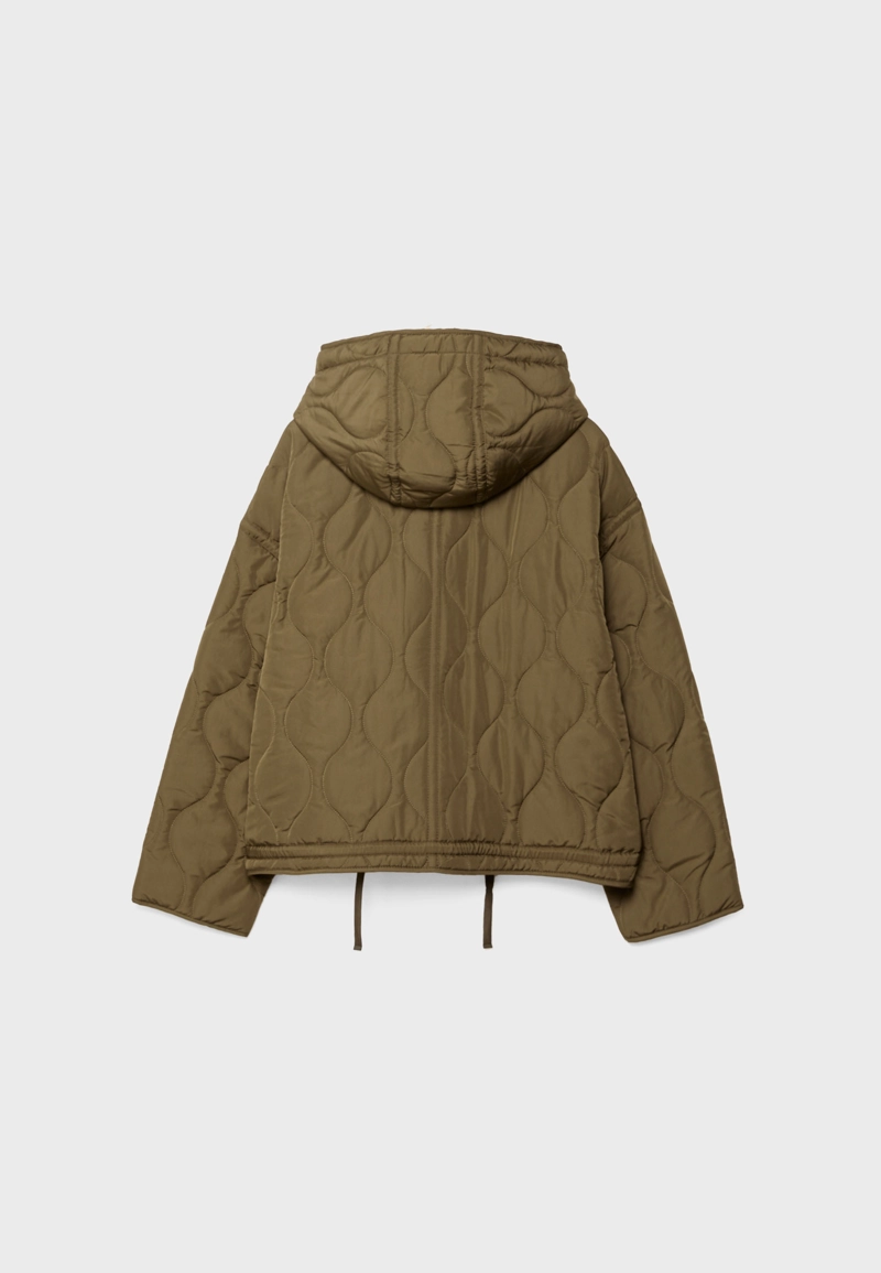 Стеганая куртка с капюшоном