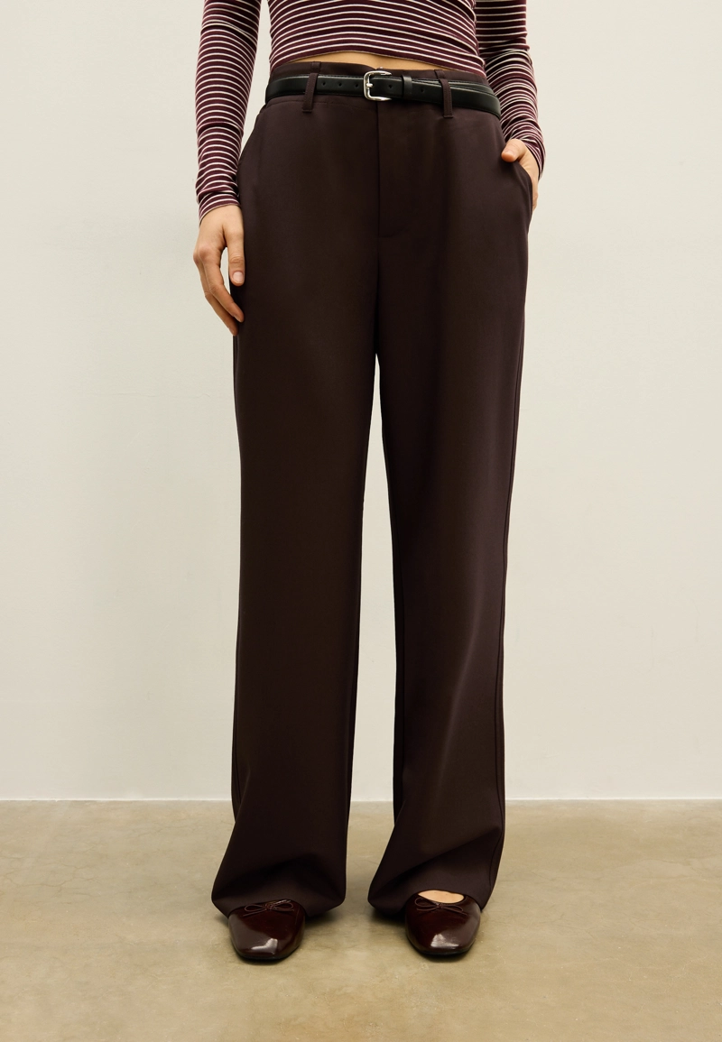 Прямые струящиеся брюки с поясом