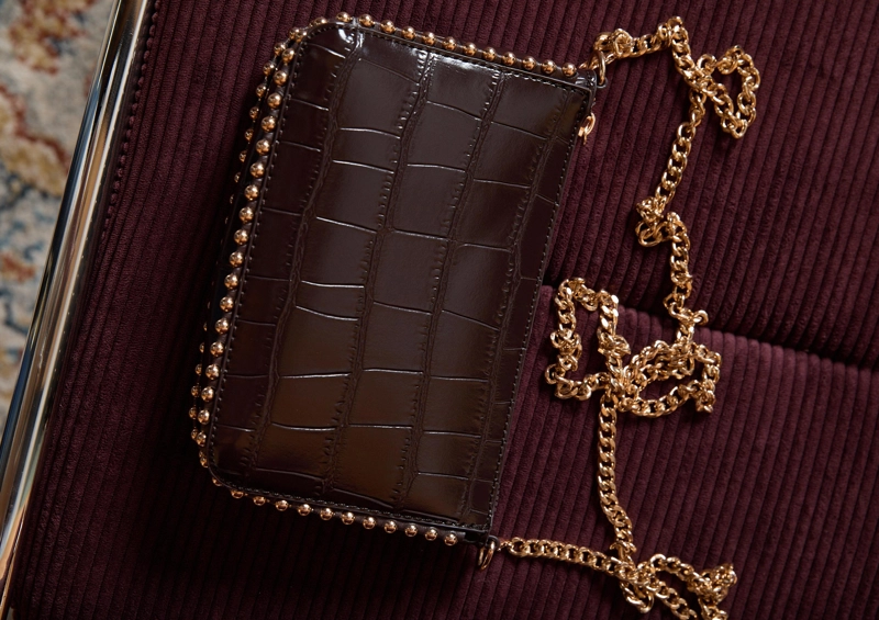 Мини-сумка с тиснением под крокодиловую кожу и бусинками