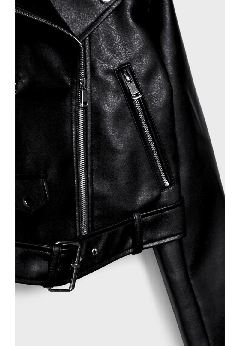 Байкерская куртка с ремнем из искусственной кожи