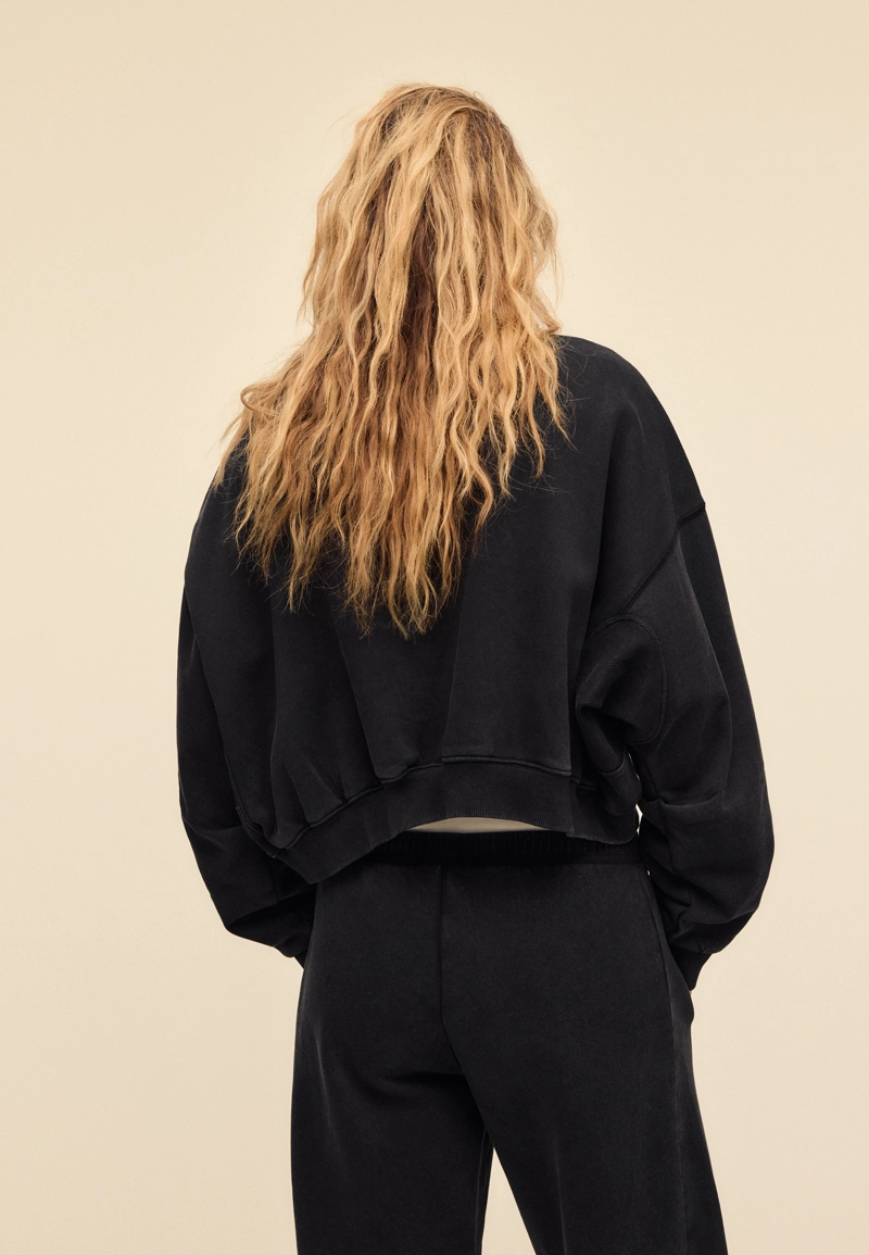 Толстовка с эффектом потертости из мягкой ткани