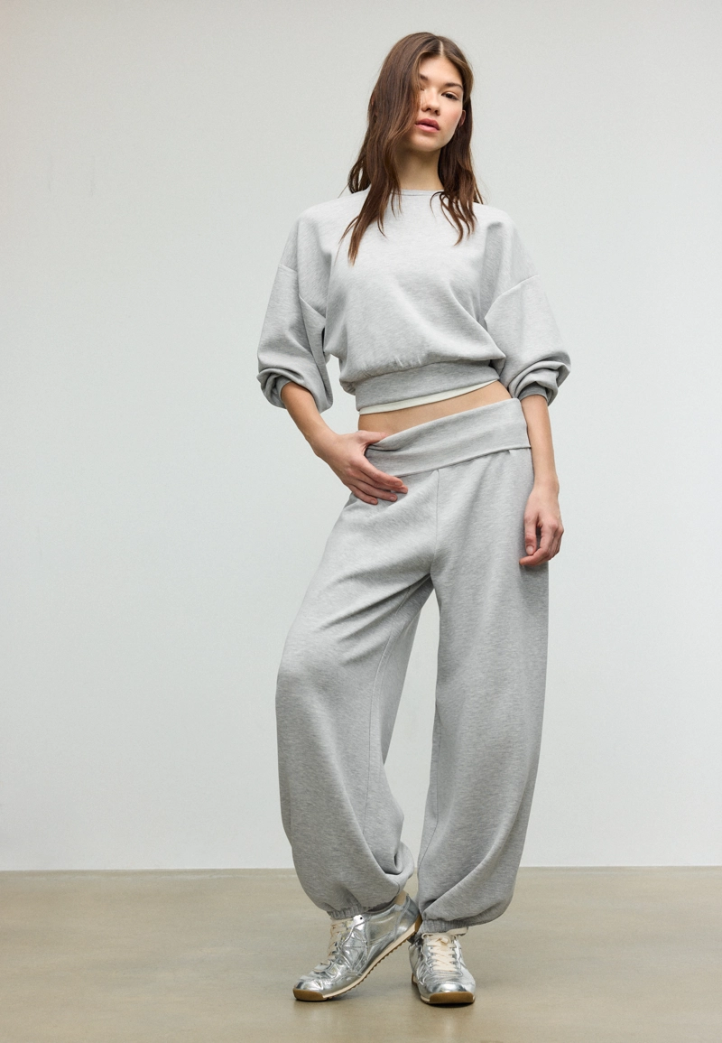 Толстовка с рукавами «летучая мышь» и мягкой на ощупь тканью