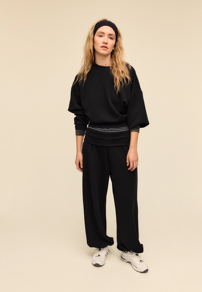 Толстовка с рукавами «летучая мышь» и мягкой на ощупь тканью