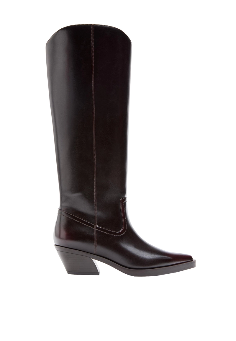 Коричневые сапоги-казаки с гладким голенищем