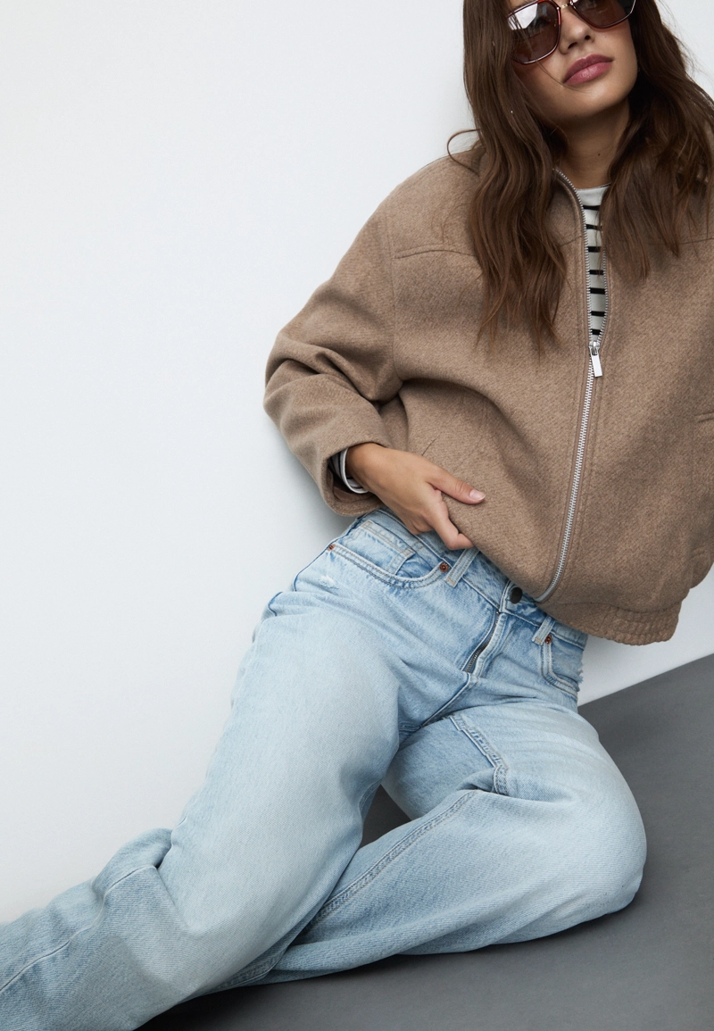 Джинсы прямого кроя