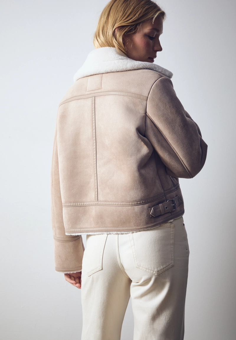 Двусторонняя байкерская куртка под искусственную замшу