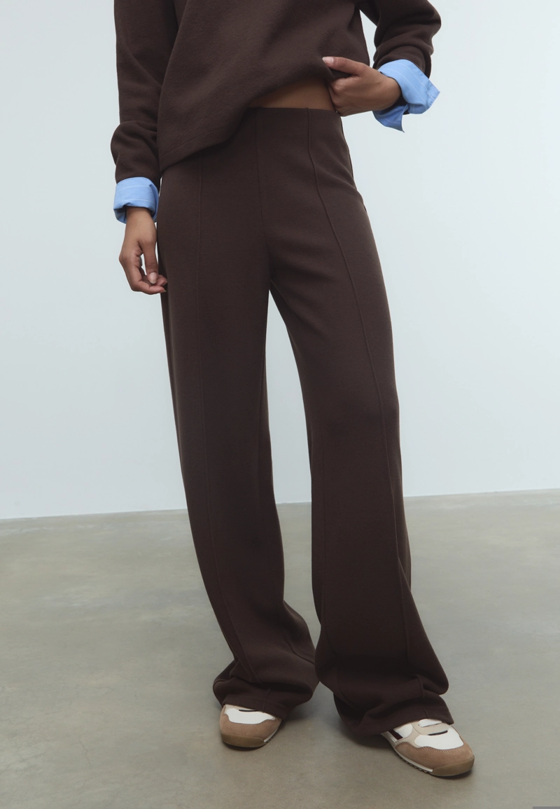 Трикотажные брюки со стрелками