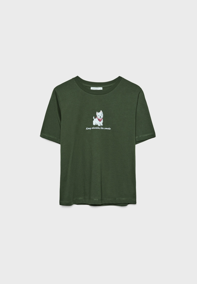 Футболка с вышивкой щенка