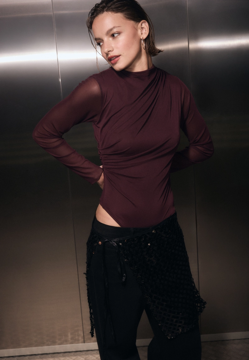 Боди из присборенной полупрозрачной ткани