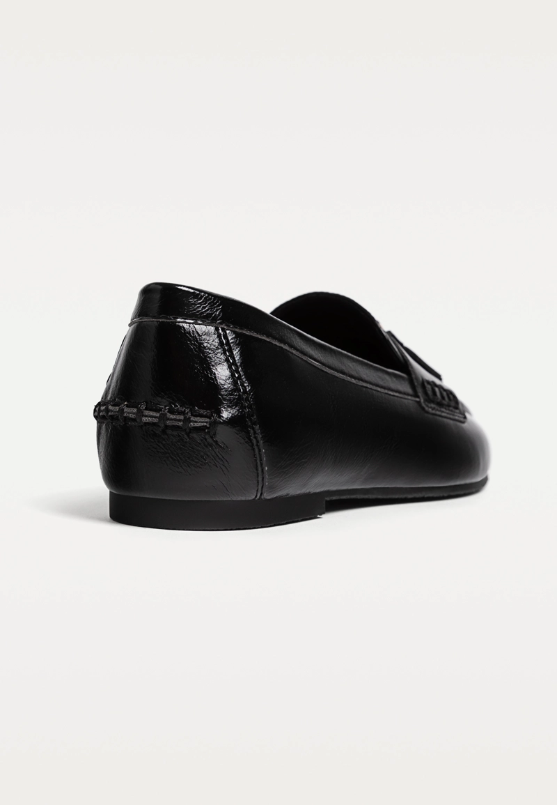 Мокасины с кисточками