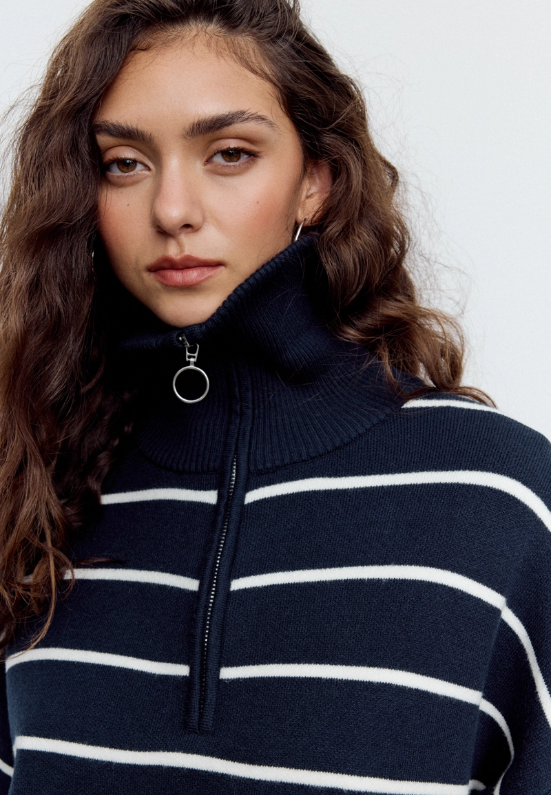 Трикотажный джемпер на молнии