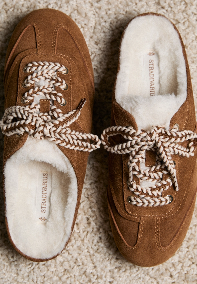 Кожаные тапочки без задников