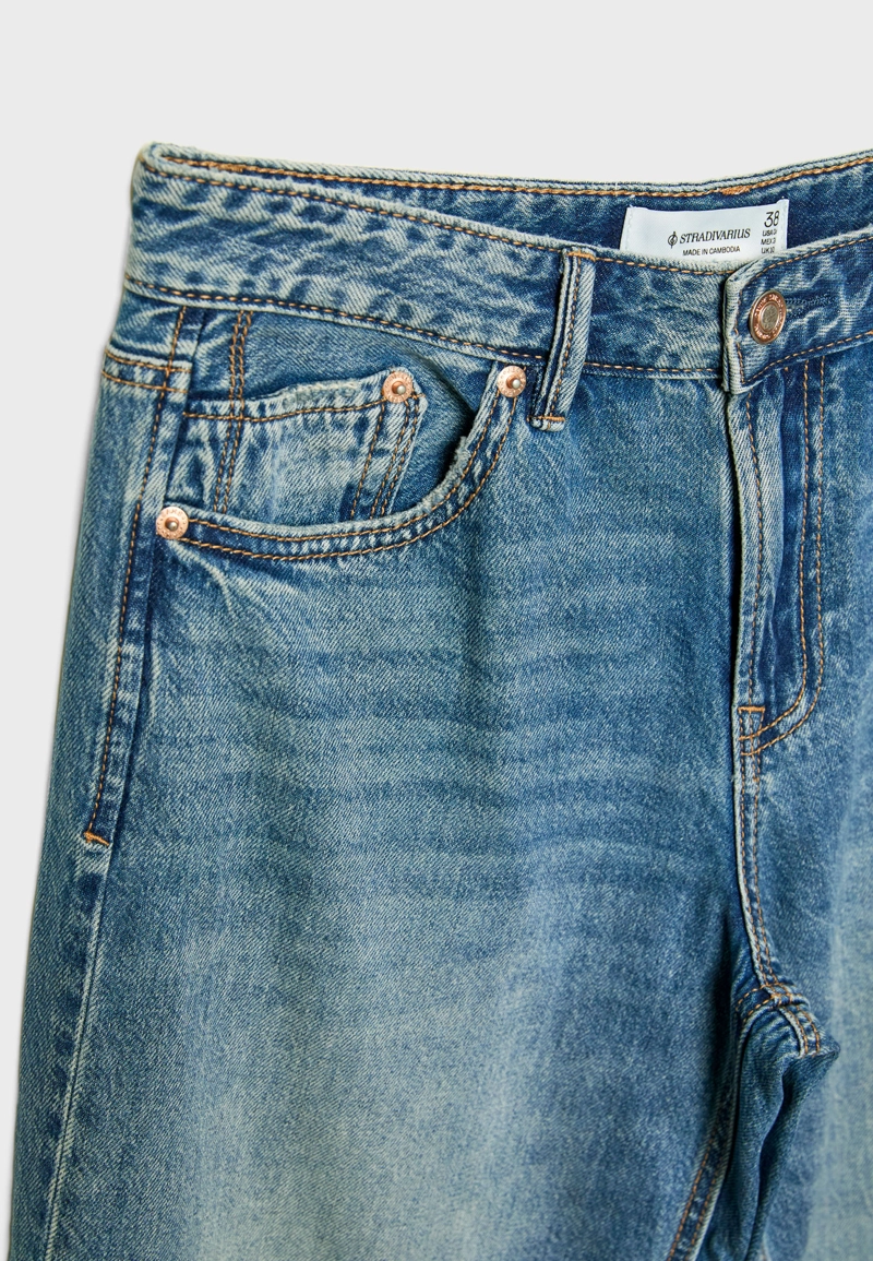 Джинсы D91 с низкой посадкой и широкими штанинами