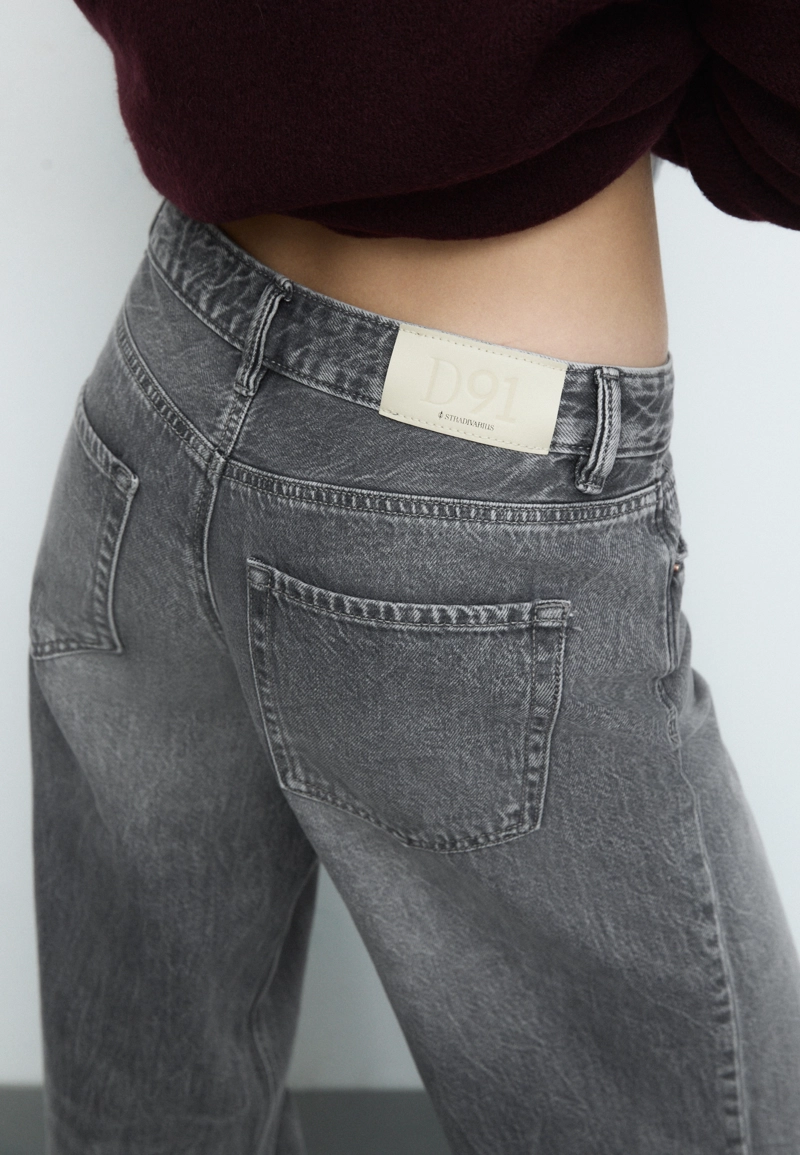 Джинсы D91 с низкой посадкой и широкими штанинами