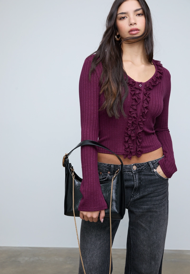 Сумка на плечо с пряжкой