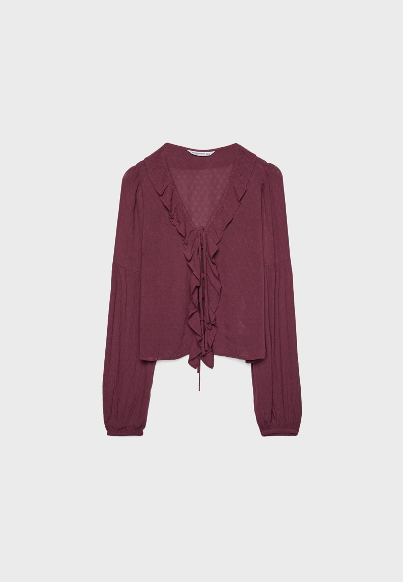 Блузка с воланами