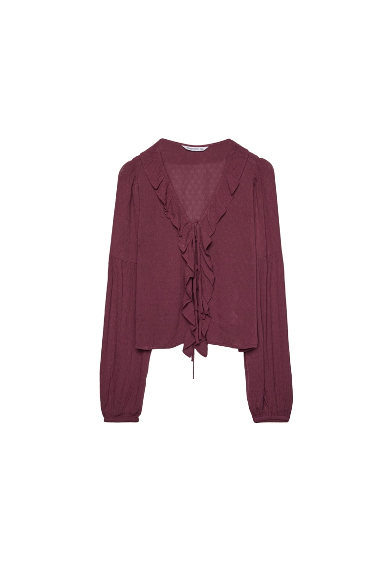 Блузка с воланами