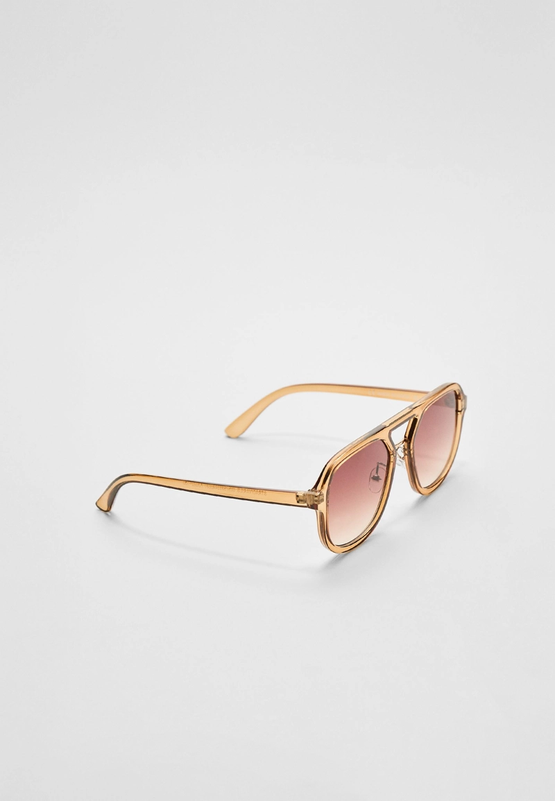 Солнцезащитные очки с двойной перемычкой