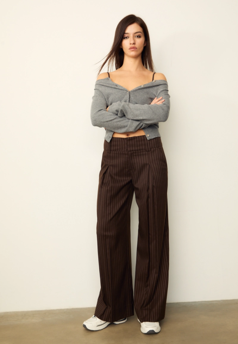 Брюки с полосатым поясом