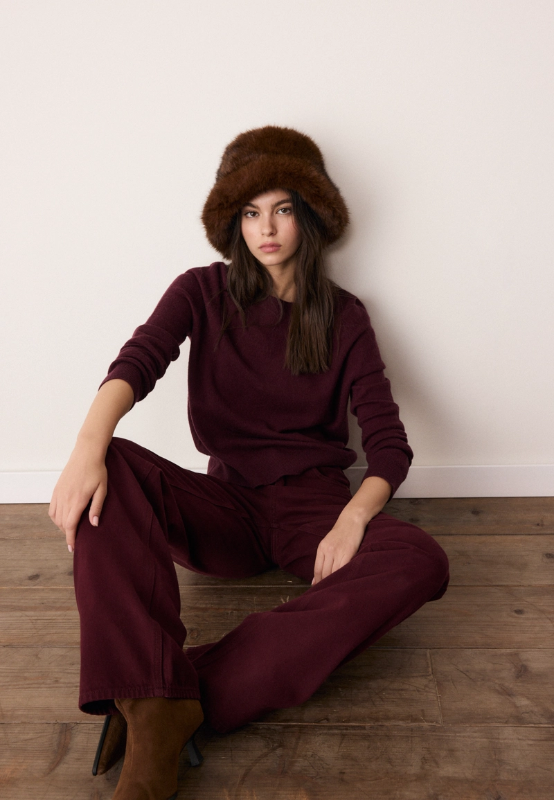 D92 Джинсы прямого широкого кроя