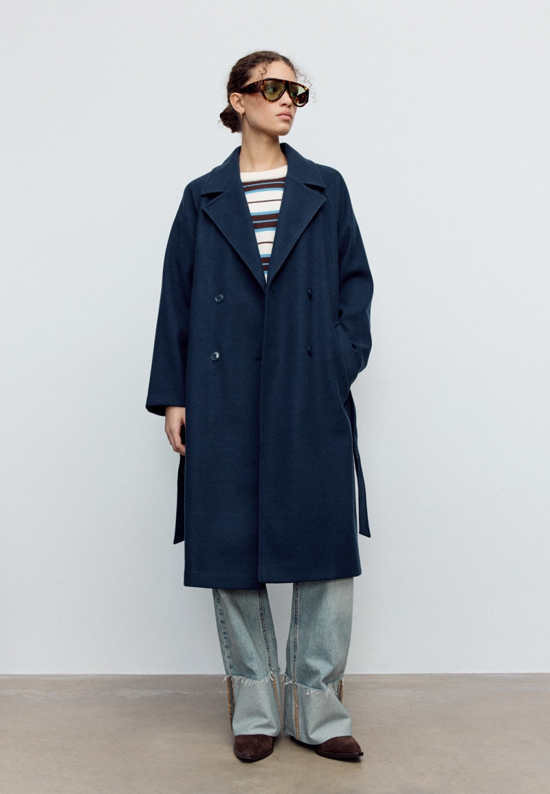 Тренч из мягкой ткани