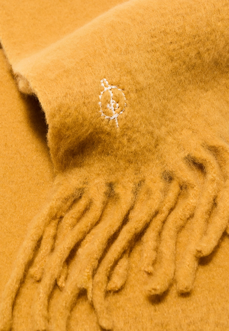 Базовый шарф