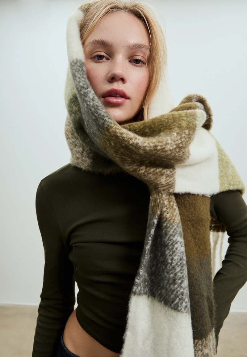 Шарф в клетку